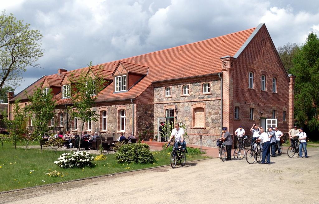 Hotel Am Schloss Wolfshagen Wolfshagen  Экстерьер фото